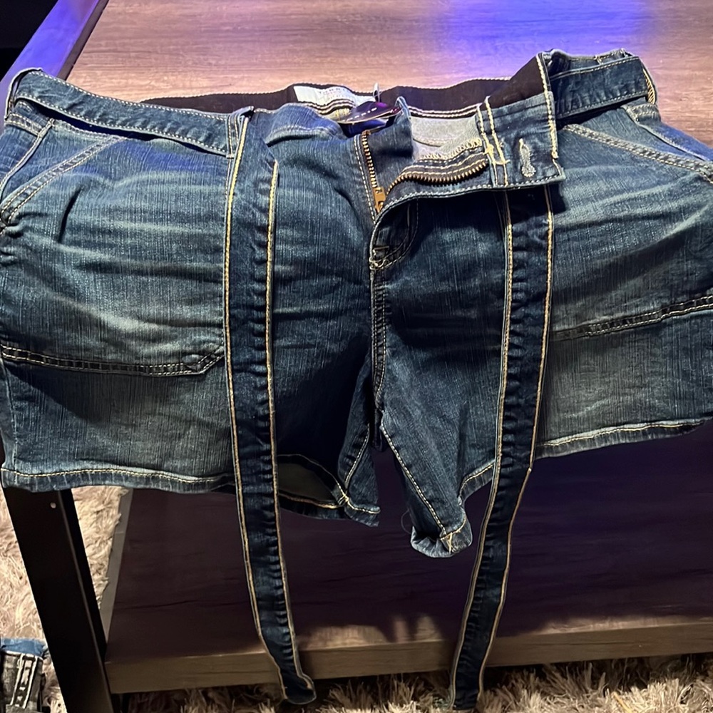 Torrid. Denim shorts. Brand New. Size 16